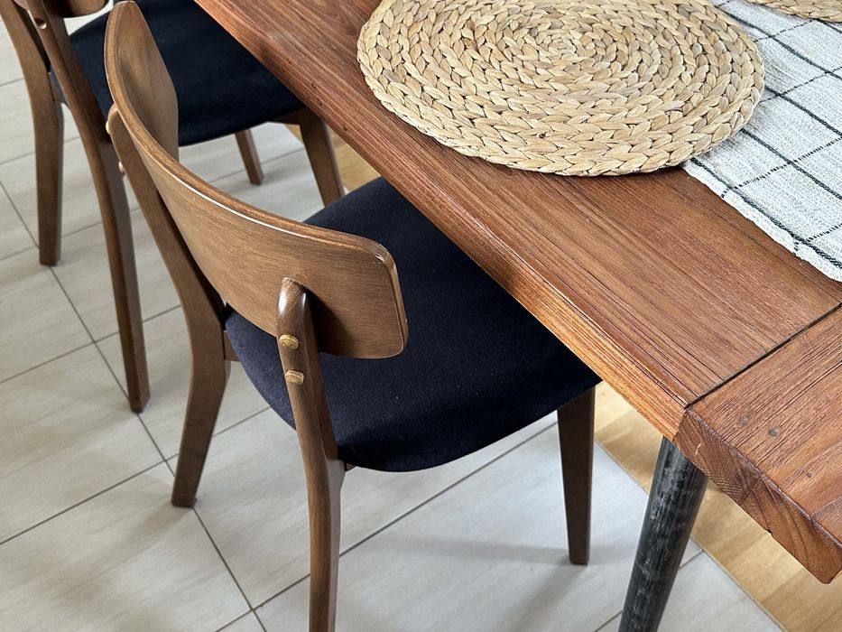 Krzesła z drewna orzechowego tapicerowane jak ikeà zàra home