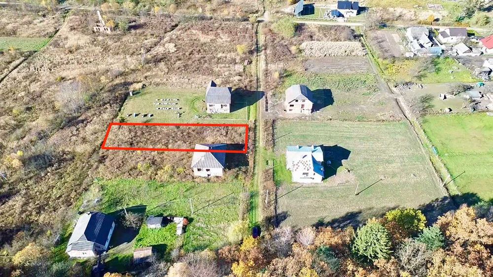 Продається земельна ділянка біля лісу село Підгірці Стрийський район!