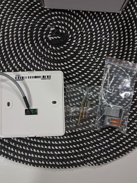 Termostat pokojowy do pompy ciepła Hisense HSXE-VC04