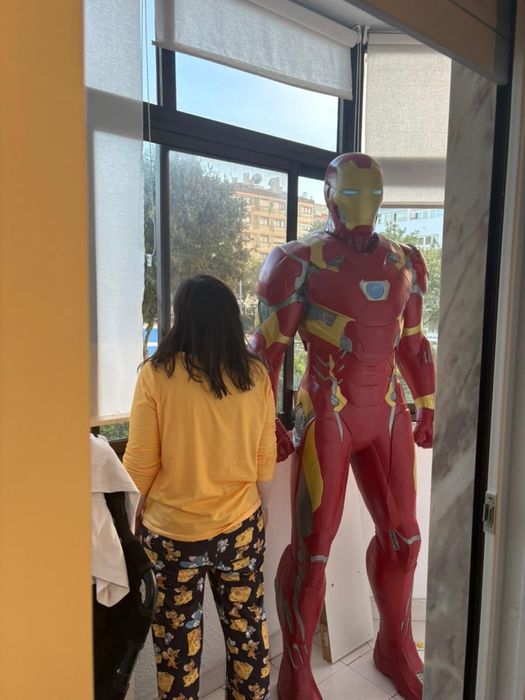 Iron Man 1,95 metros