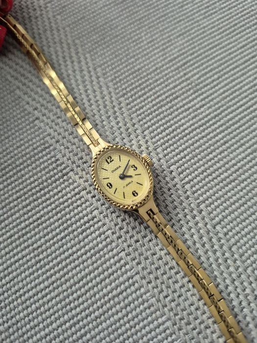 Śliczny stary zegarek mechaniczny Czajka Chaika