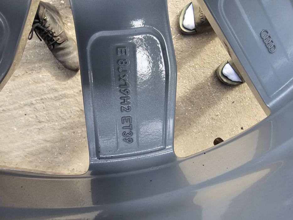 Felgi Aluminiowe Audi A4 B8-B9-A6-C7-C8 R19 5x112  ET39-8J