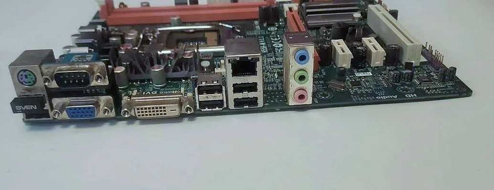 материнская плата 1156 + процессор 4 потока.