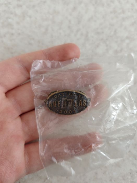 Продам оригінальний металевий значок Harley Davidson (НОВЕ) 2001р