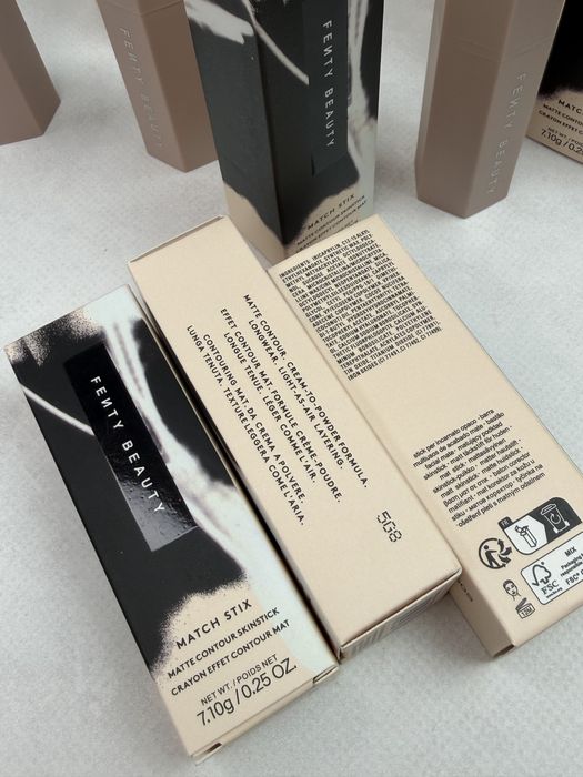 Контурінг стік Fenty Beauty Amber 01