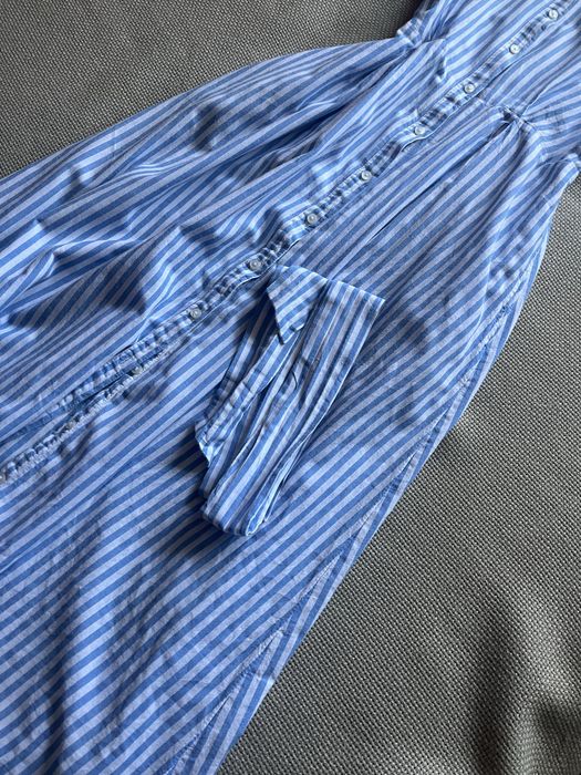 Смугаста сукня сорочка міді