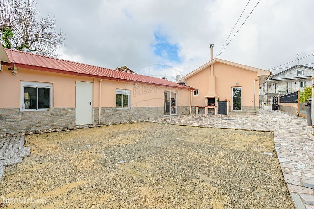 Moradia T2 para venda