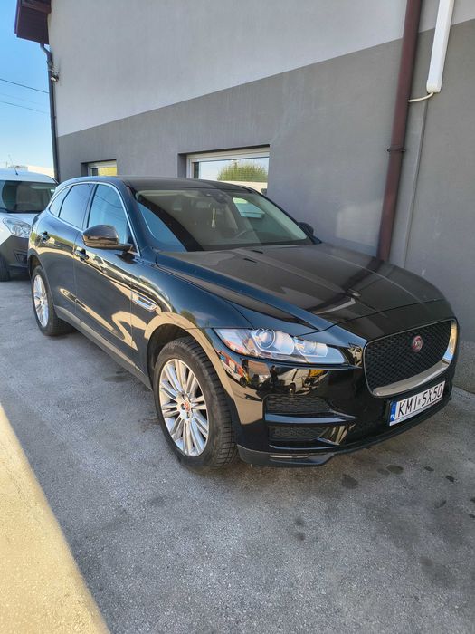 Jaguar F-Pace