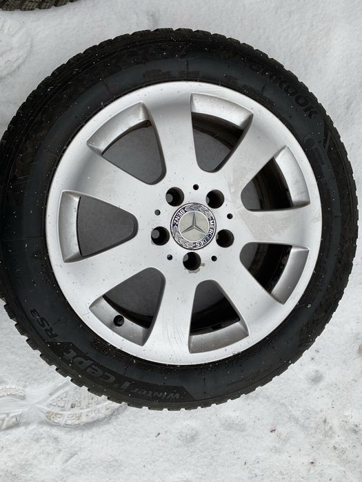 Продам титани з резиною