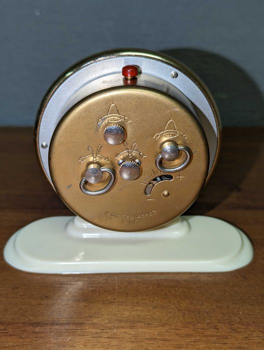 Часы-будильник механ Слава 11 камней 1964 идеал 2МЧЗ ГОСТ 3145-57