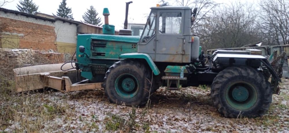 Трактор бульдозер Т-150