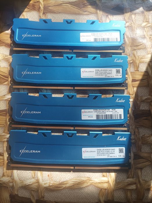 Оперативна пам'ять exceleram ddr4 4, 8, 16 GB