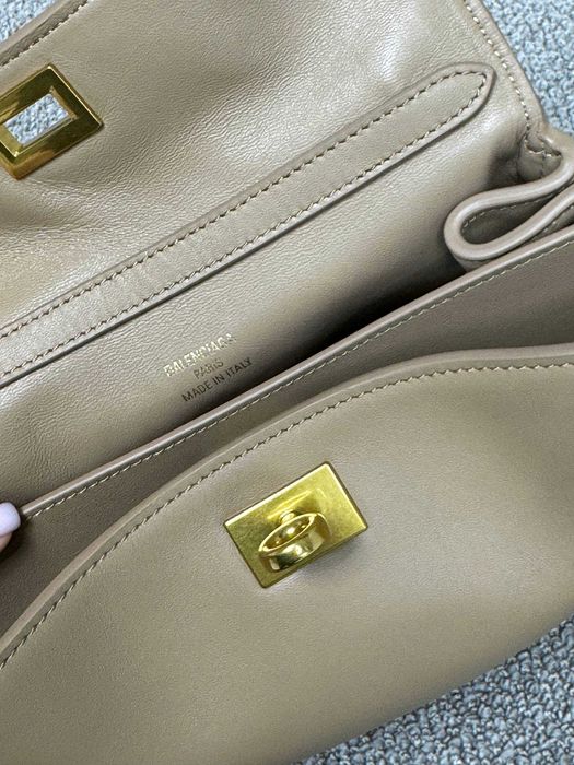 Невелика бежева сумочка Balenciaga Баленсіага оригінал, є документи