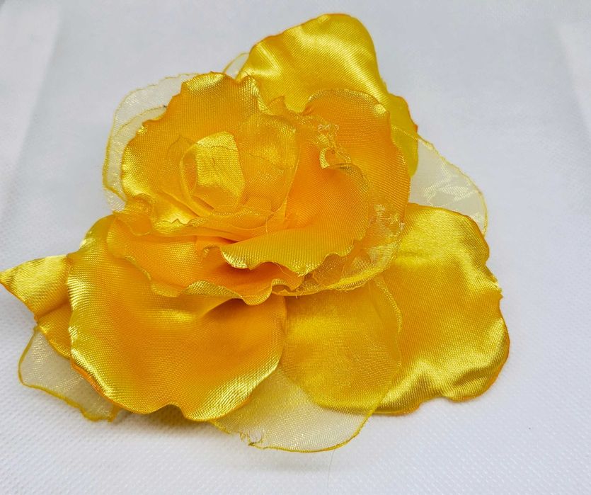 Spinka do włosów lub do żakietu