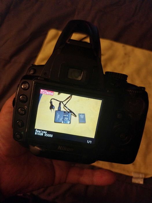 Nikon D5000 c/ objectiva Nikon/Nikkor AF-S 18-55