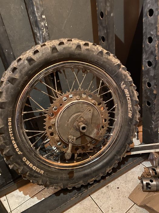 Колесо Иж к 16. Іж к 15