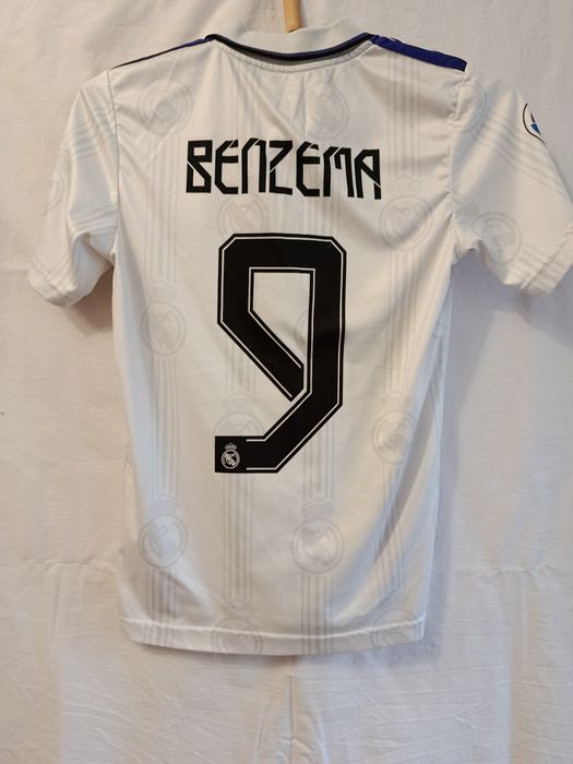Комплект футбольної форми клубу Реал Мадрид гравця Бензема вживана