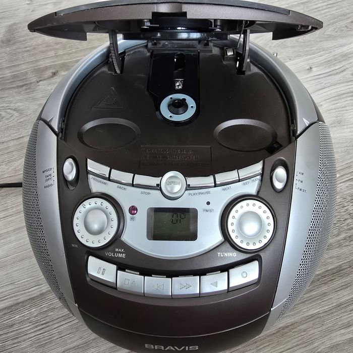 Radio magnetofon Bravis CD90-MP3