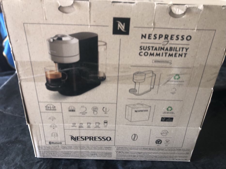 Кавомашина Nespresso Vertuo Next Red