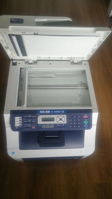 Drukarka urządzenie wielofunkcyjne Brother MFC-9120CN