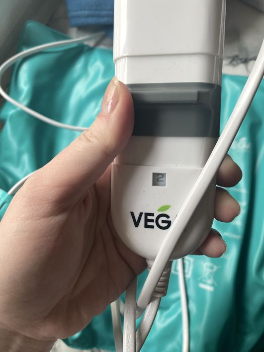 Електрична грілка Vega HP4032-B грілка для ніг для тіла обігрів