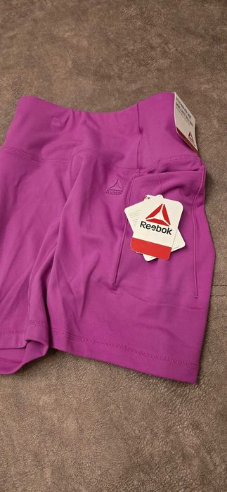 Damskie spodenki Reebok, XS.