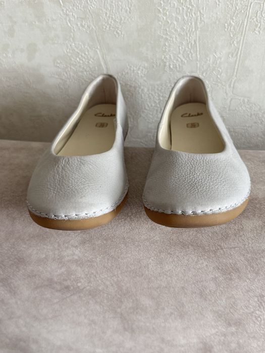 Шкіряні сірі балетки clarks 38 розмір
