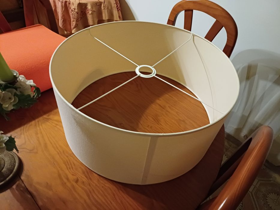 Vende sem 3 candieiros