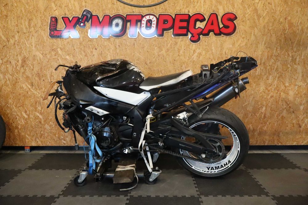 Yamaha R1 ano 2003 para peças