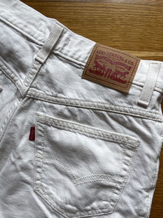 Spodenki szorty Levis damskie białe