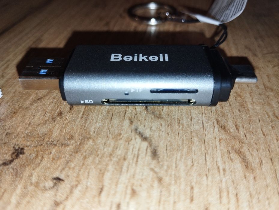 Czytnik kart pamięci Beikell