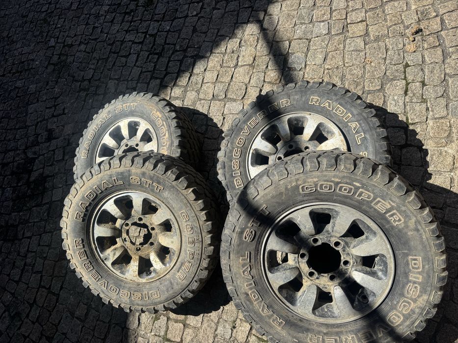 Pneus 30 9.5 r15 e jantes 15