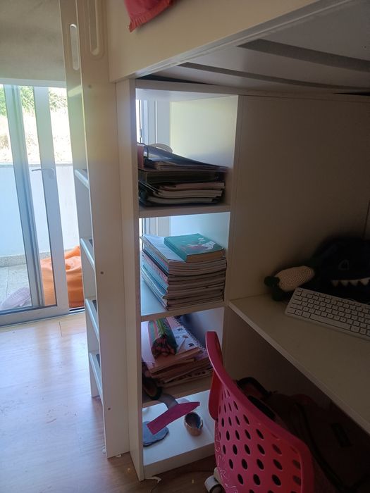 Cama estudio criança