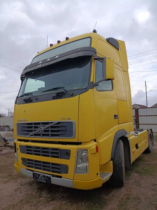 Volvo FH 12 двигатель D12D, 2003 г. ,  FH 12 D12A 1997 г. по запчастям