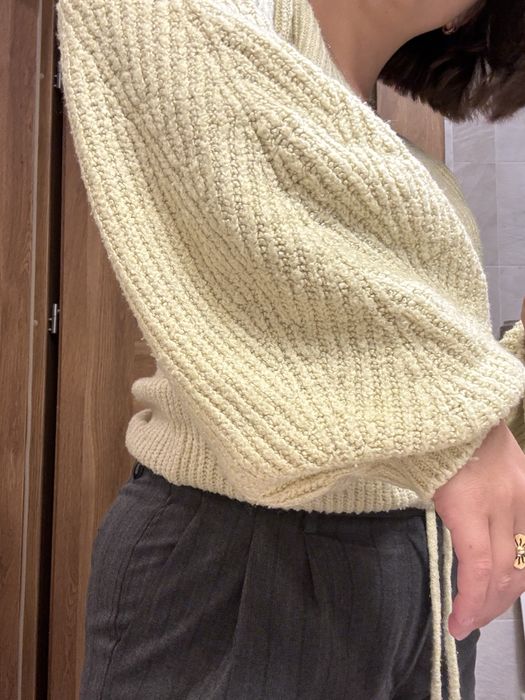 Sweterek ze sciągaczem