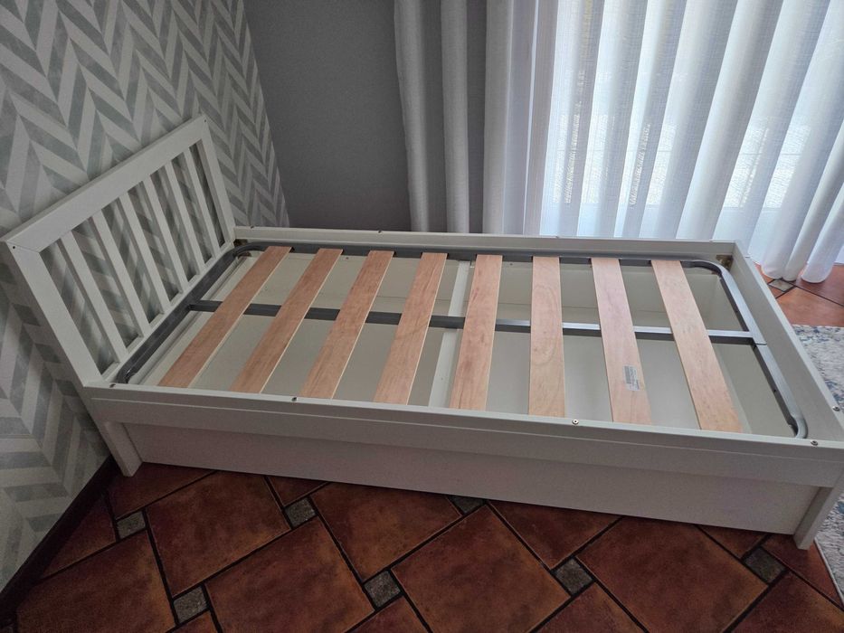 Cama de solteiro