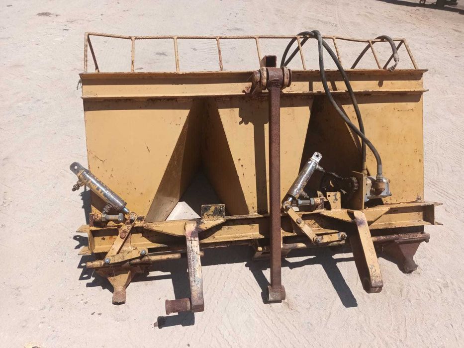 1 Adubador Hidráulico