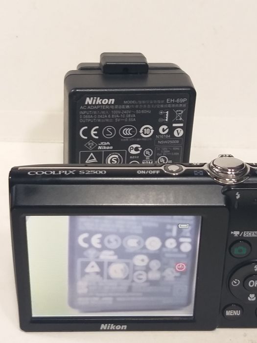 Фотоапарат Nikon Coolpix S2500