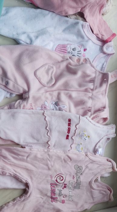 Пакет речей для дівчинки