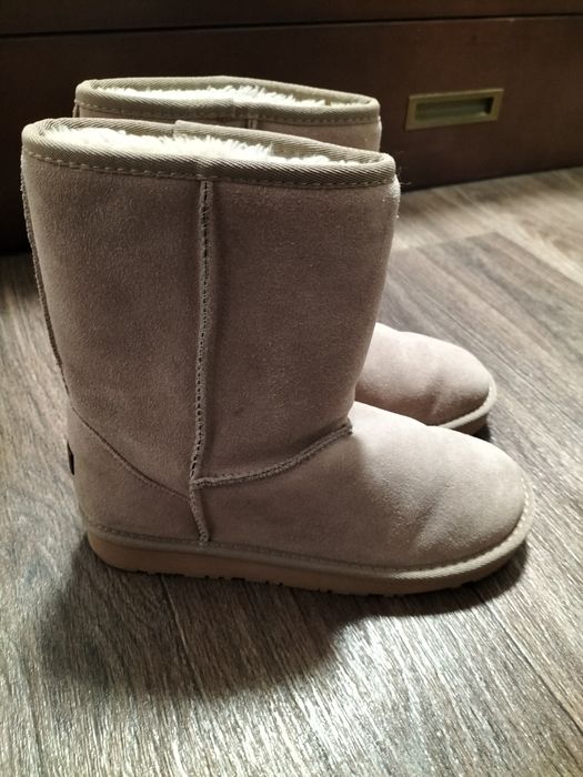 Угги замшевые бежевые