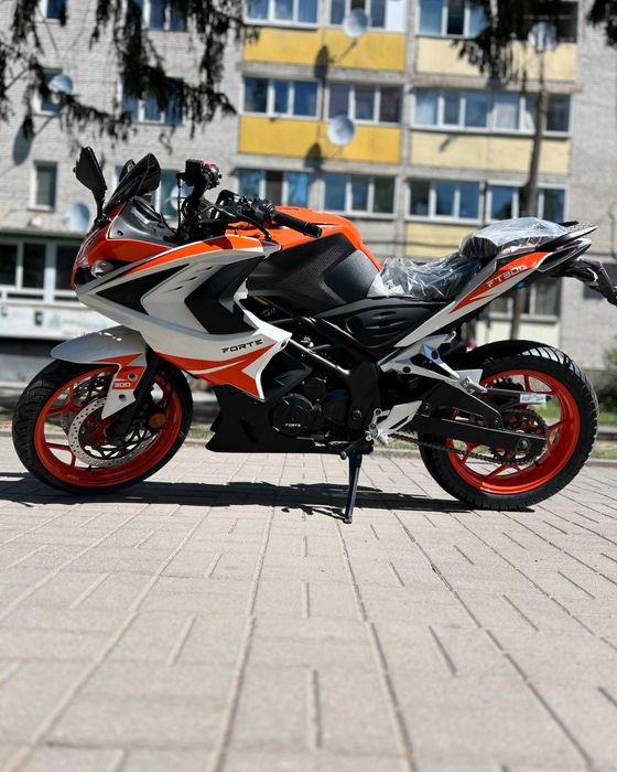 Спортбайк мотоцикл Forte FT300-R1 (FT-R1)