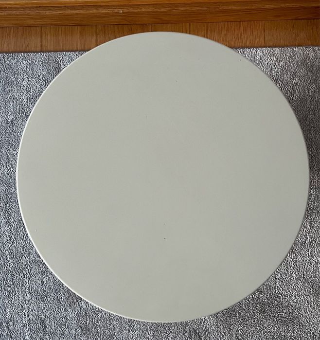 mesa de apoio cor creme