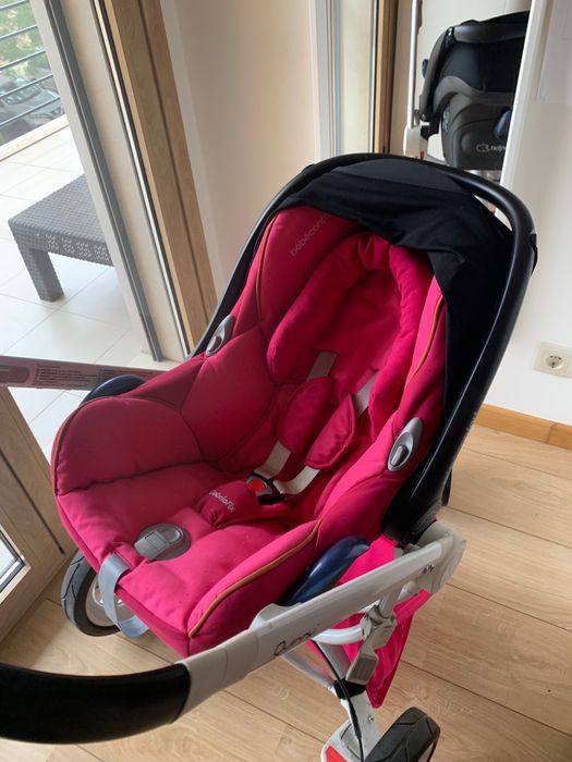 Carrinho Quinny Moodd rosa + Ovo Bebeconfort