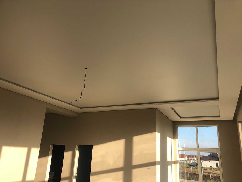 Быстрое и идеальное решение - это современные Натяжные потолки!