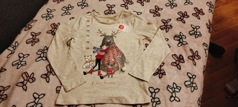 Sprzedam nową bluzkę zimowa w rozmiarze 122 firmy cool club
