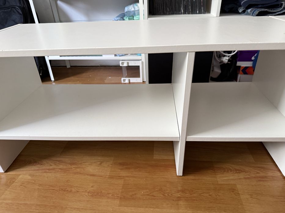 Móvel pequeno para TV