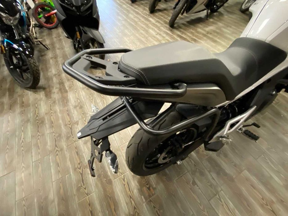 Мотоцикл CFMOTO 700MT