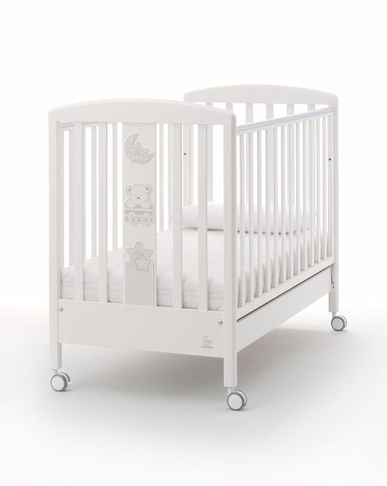 Cradle + Dresser with Bathtub and Diaper Changing Station