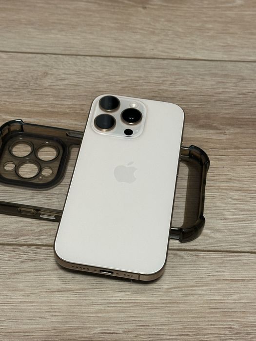 Iphone 16 pro 89% kondycji baterii eSim