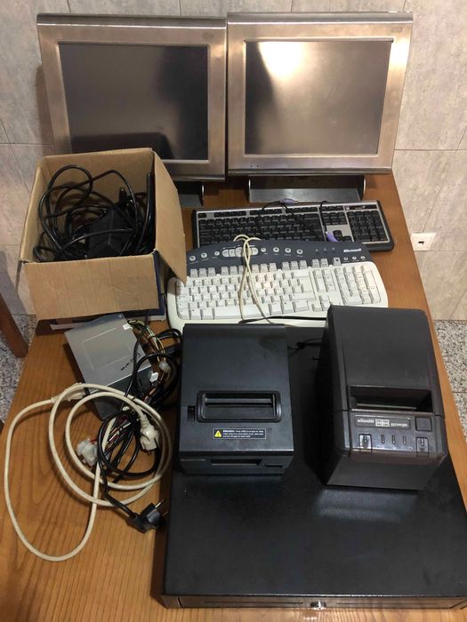 Equipamentos POS, impressoras e gaveta